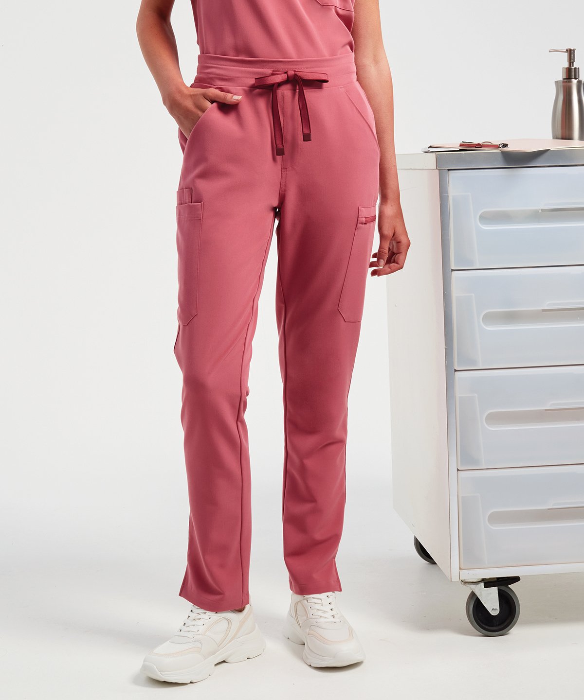 Premier Women’s 'Relentless' Onna-stretch cargo pants NN600